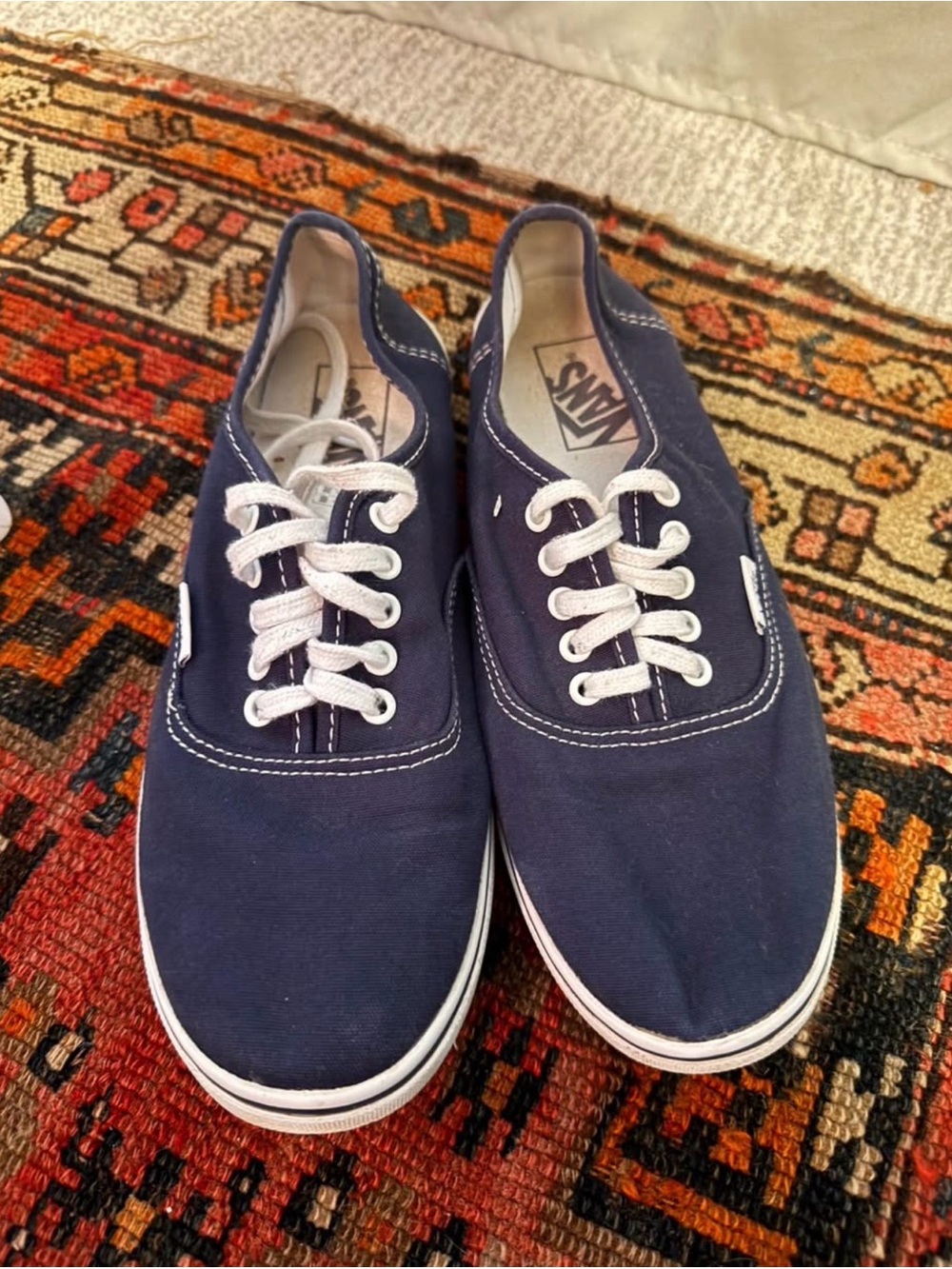 Vans Size 7.5 Women’s Canvas Low-Top Sneakers in Navy with White Laces